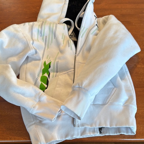 Fox Sasquatch Hoodie - Picture 12 of 12